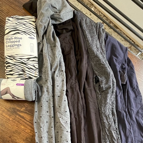 Old Navy Pants - Plus Size Tights Leggings Bundle